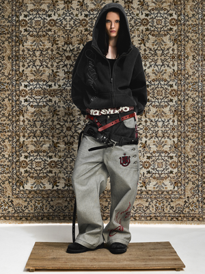 Double-Waist Curved Jeans