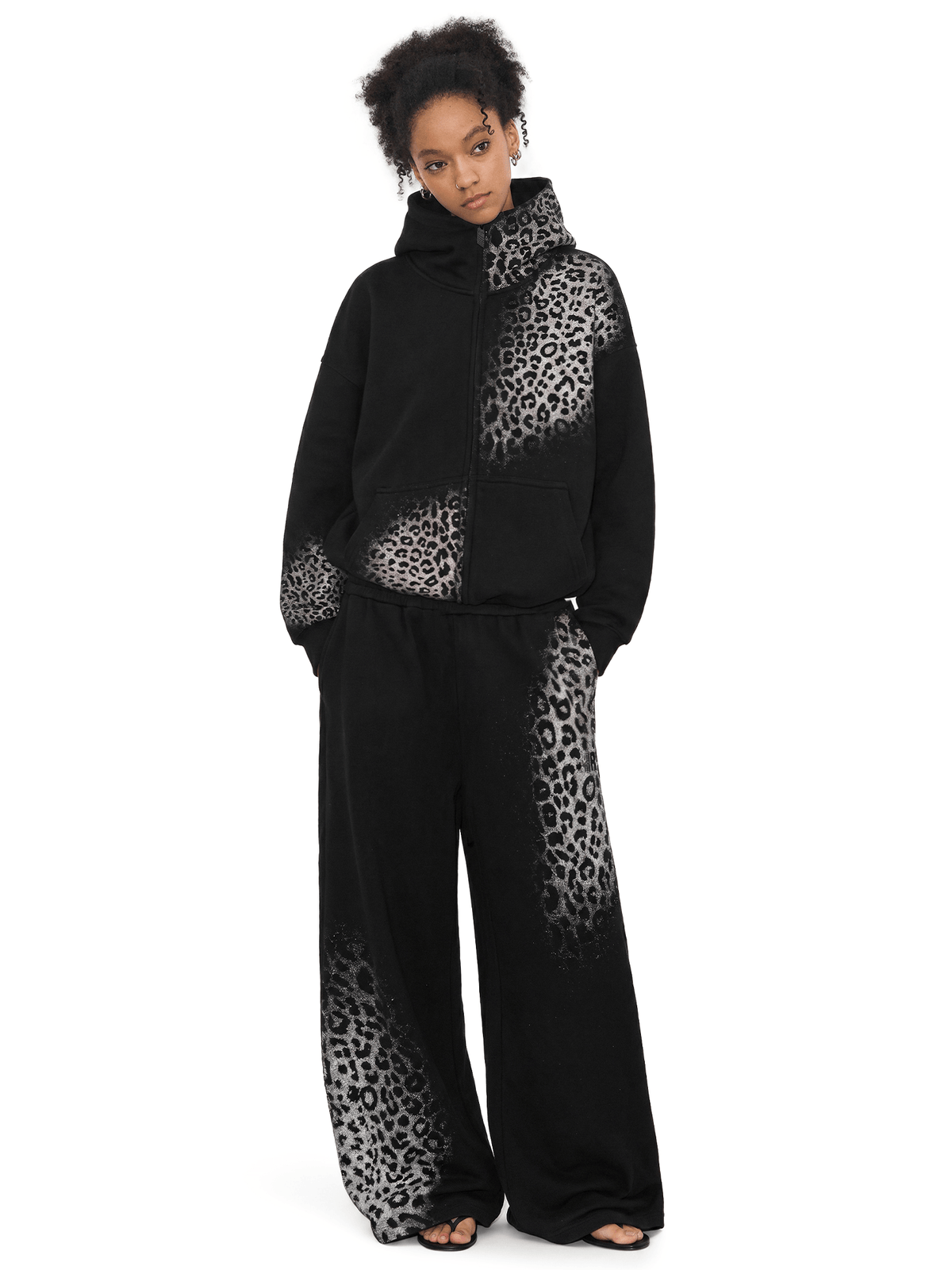 Oversized Streetwear Hoodie mit Leopardenmuster von FDR