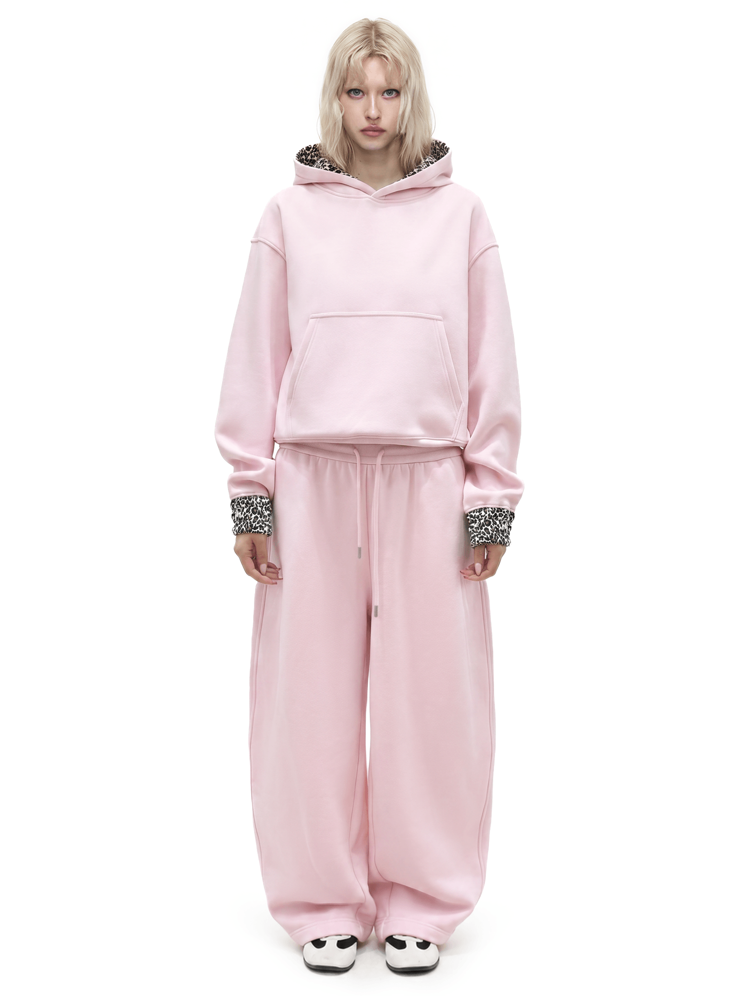 Ensemble de survêtement assorti rose pastel, style cyber Y2K, unisexe, avec un design à épaules tombantes et une coupe décontractée, ainsi que des bas amples