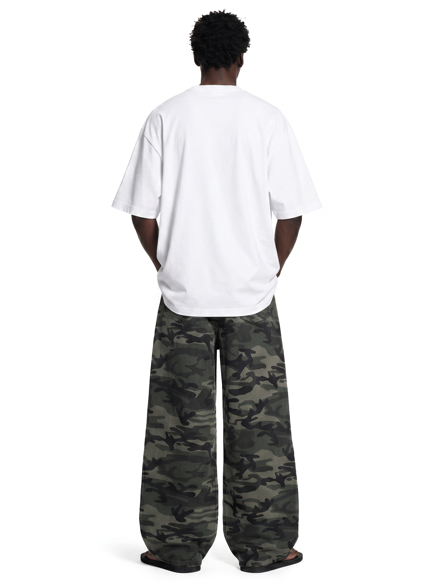 Pantalones holgados con estampado de leopardo difuminado