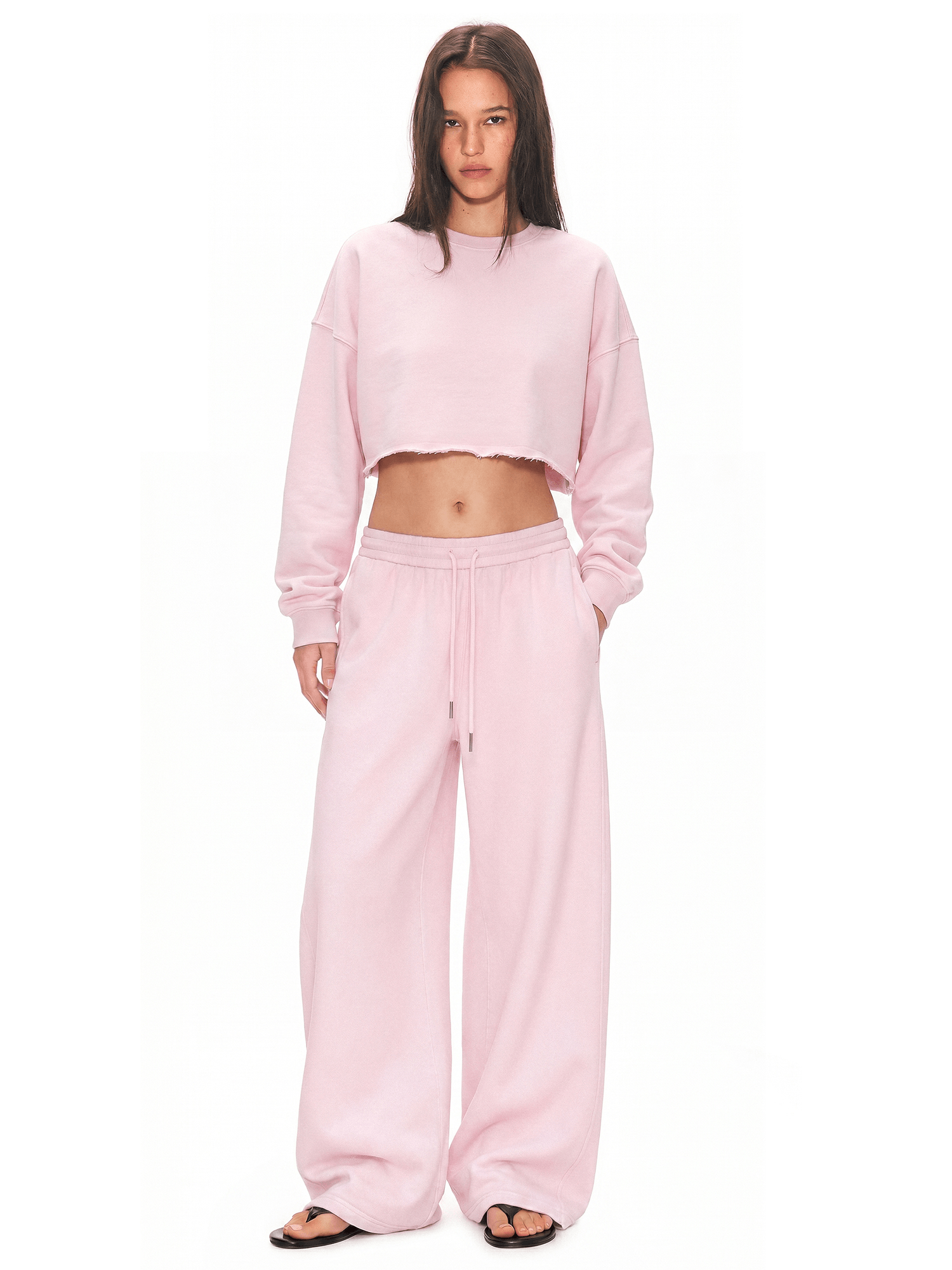 Essential Cropped Sweatshirt