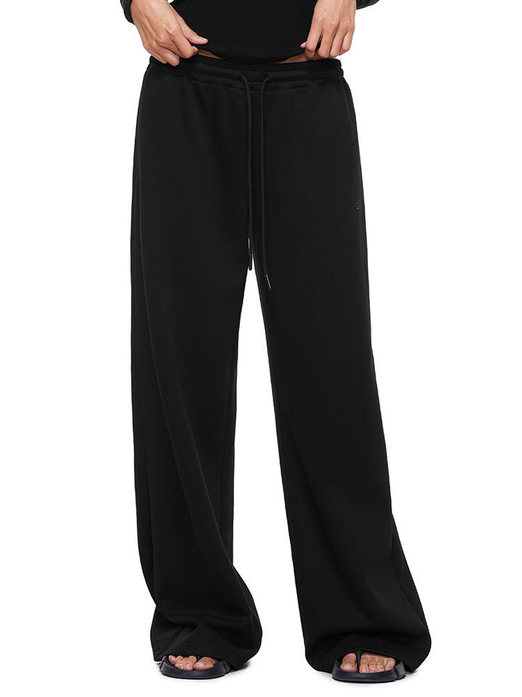 Urban Utility Wide Pants - Side Angle & Silhouette Detail - Streetwear Aesthetic | FDR Studios